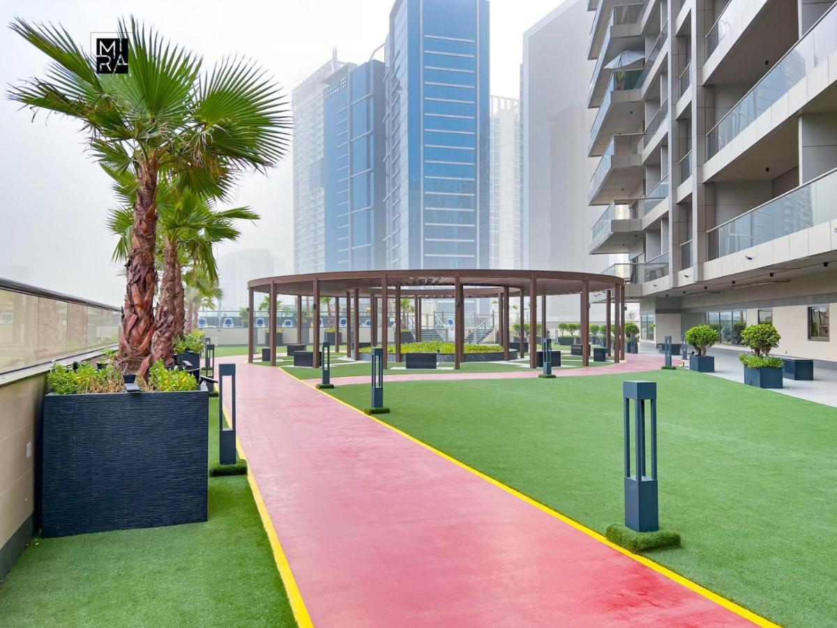 Mira Holiday Homes - Newly Furnished Studio In Downtown Dubai Eksteriør billede